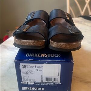 Birkenstock Arizona Oiled Leather in Navy size 38/7